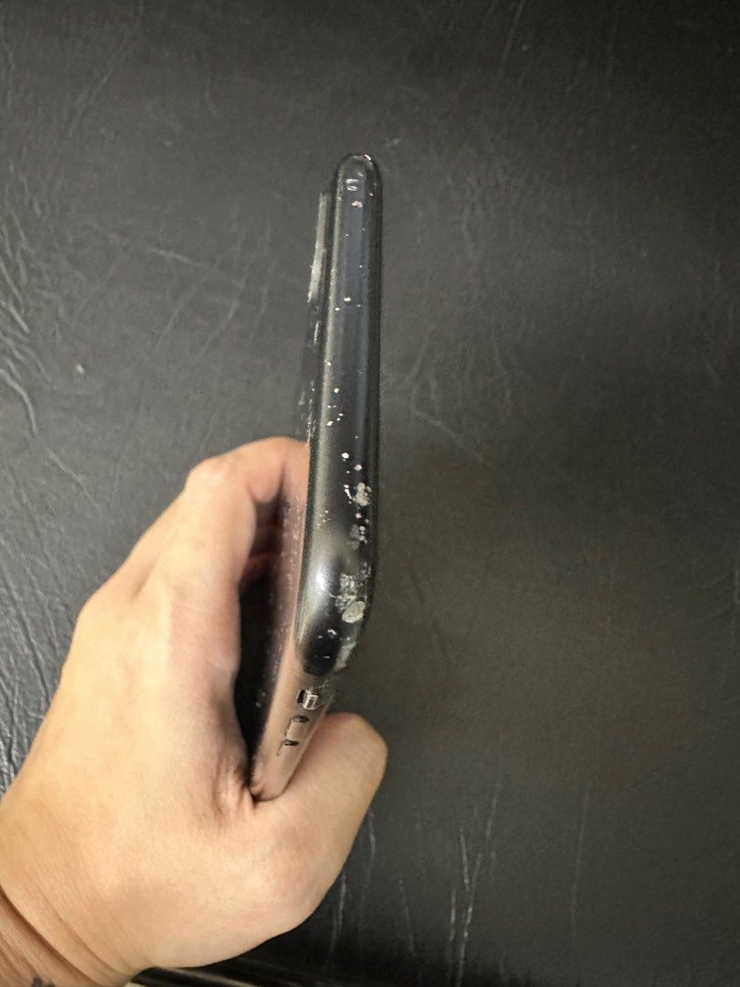 Used Iphone 7 plus (Category: iPhone 7 Series) located in Taguig. Submitted by myalist (Listing ID 1255310864, Image 3). Description: Used iphone 7 plus 128gb Thumbprint issue - Touch ID needs to be repaired Replaced battery & charging pin last year With tempered glass installed With scratches Well used. Please manage your expectations. P3000 only. REPRICED Item is located in Taguig City PM me for details..