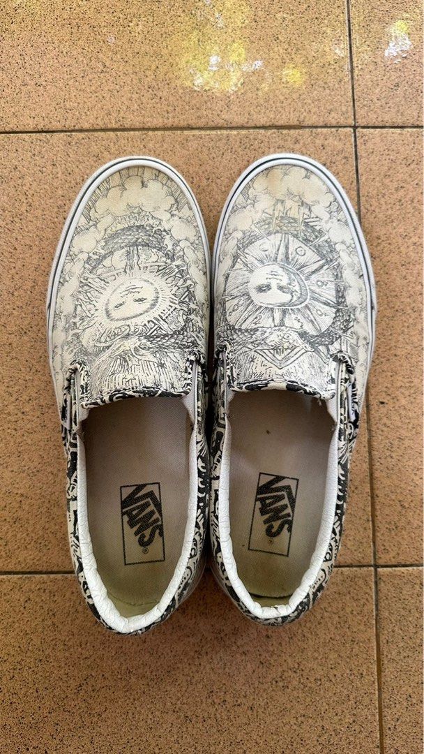 Vans slip on