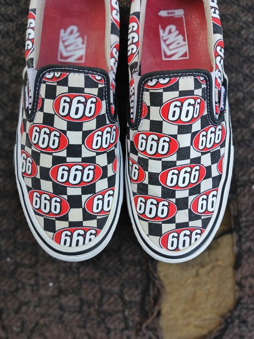 Vans Slip On Pro x Supreme 666 Checkerboard Cream