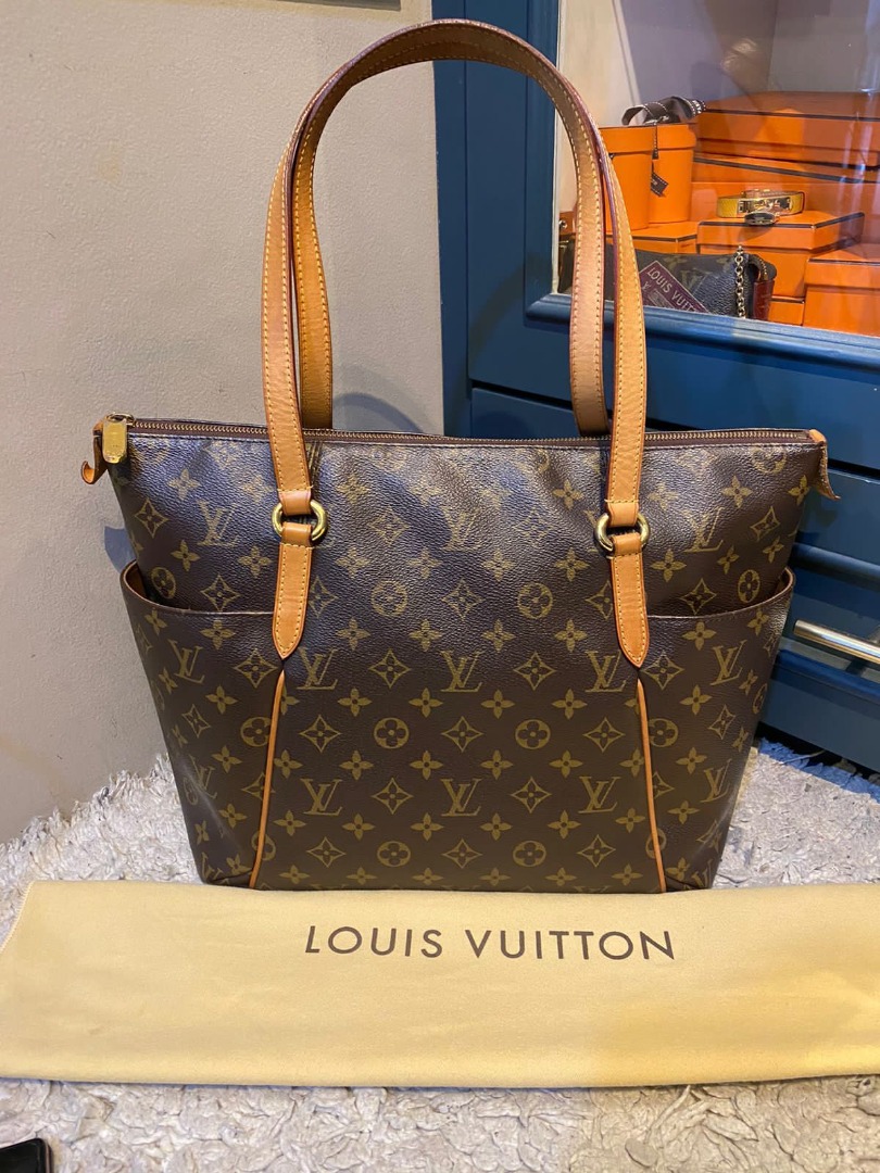 LV Alma BB Epi Coquelicot Complete receipt 2020, Barang Mewah, Tas