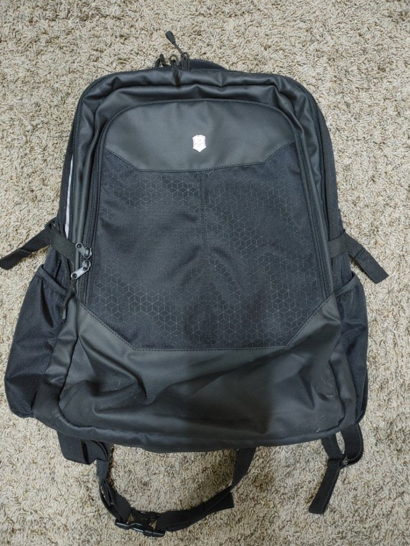 Altmont original deluxe laptop backpack hot sale