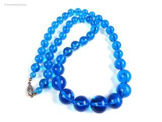 Vintage 1960s Mod Blue Lucite Beaded Necklace, nk390ecak