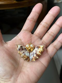 Vintage genuine pearl Cowrie Shell Butterfly Brooch