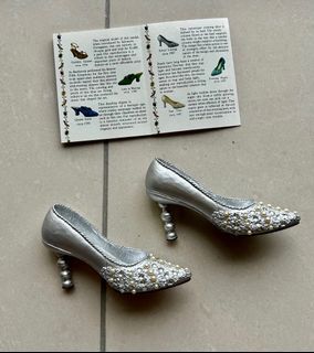 Vintage Miniature Silver Shoes Steppin Out Figurine Silver Rare Find Here bought from overseas