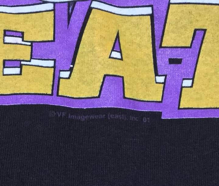 Los Angeles Lakers 3-Peat T-Shirt NBA Champions - Tarks Tees