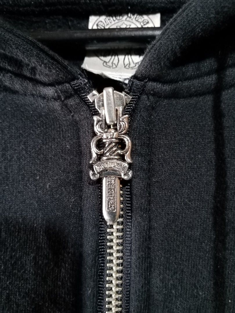 Chrome hearts dagger hoodie, Men's Fashion, Coats, Jackets and Outerwear on  Carousell