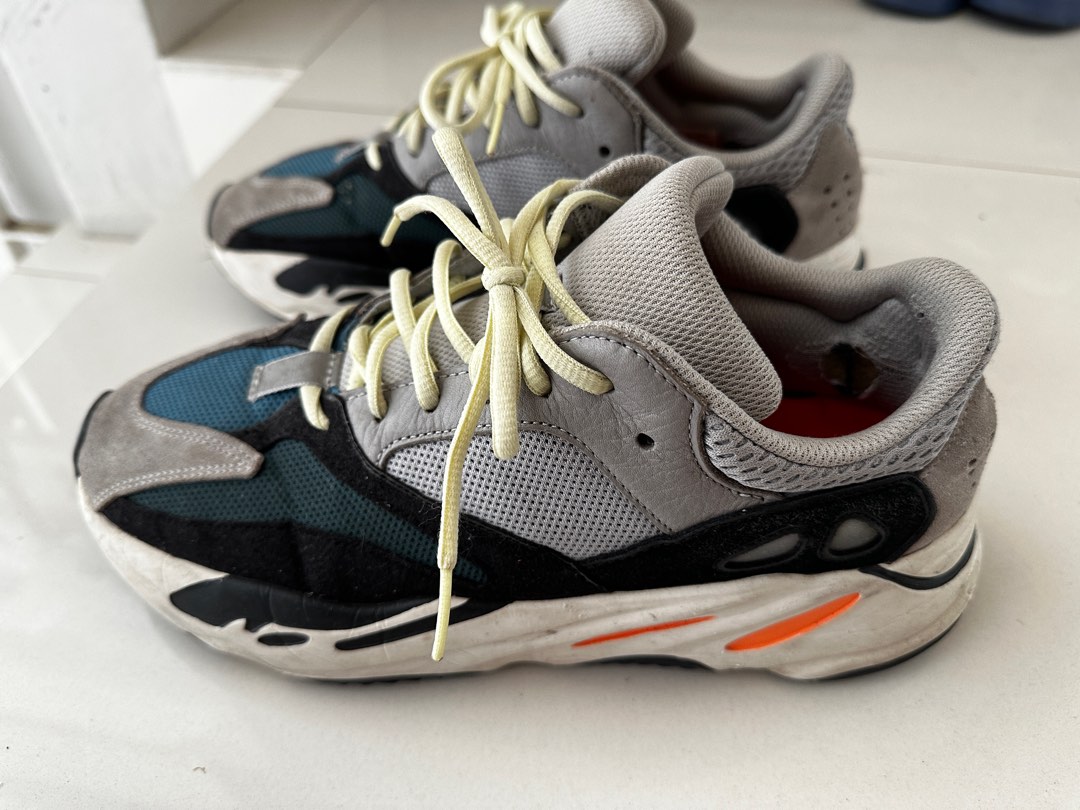 Resell yeezy 700 shop
