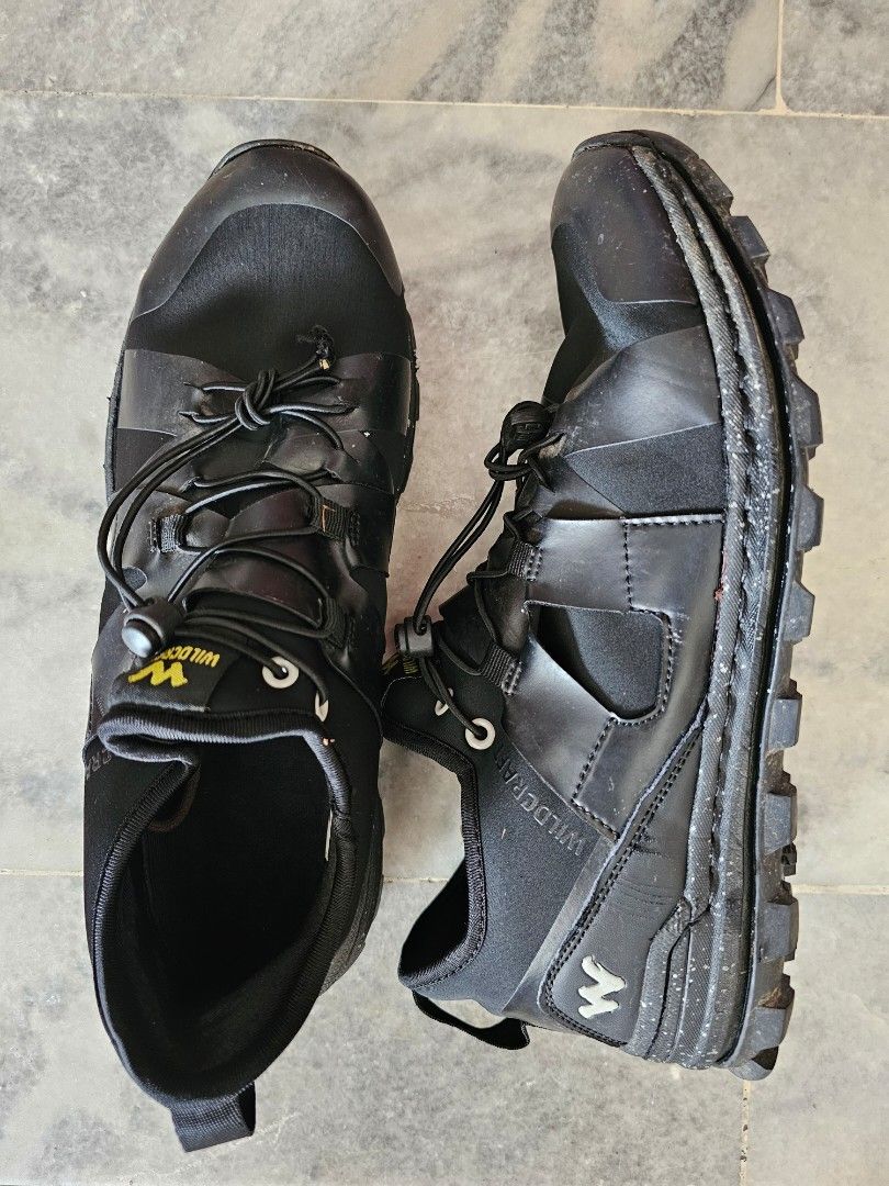 Wildcraft slip on shoes new arrivals