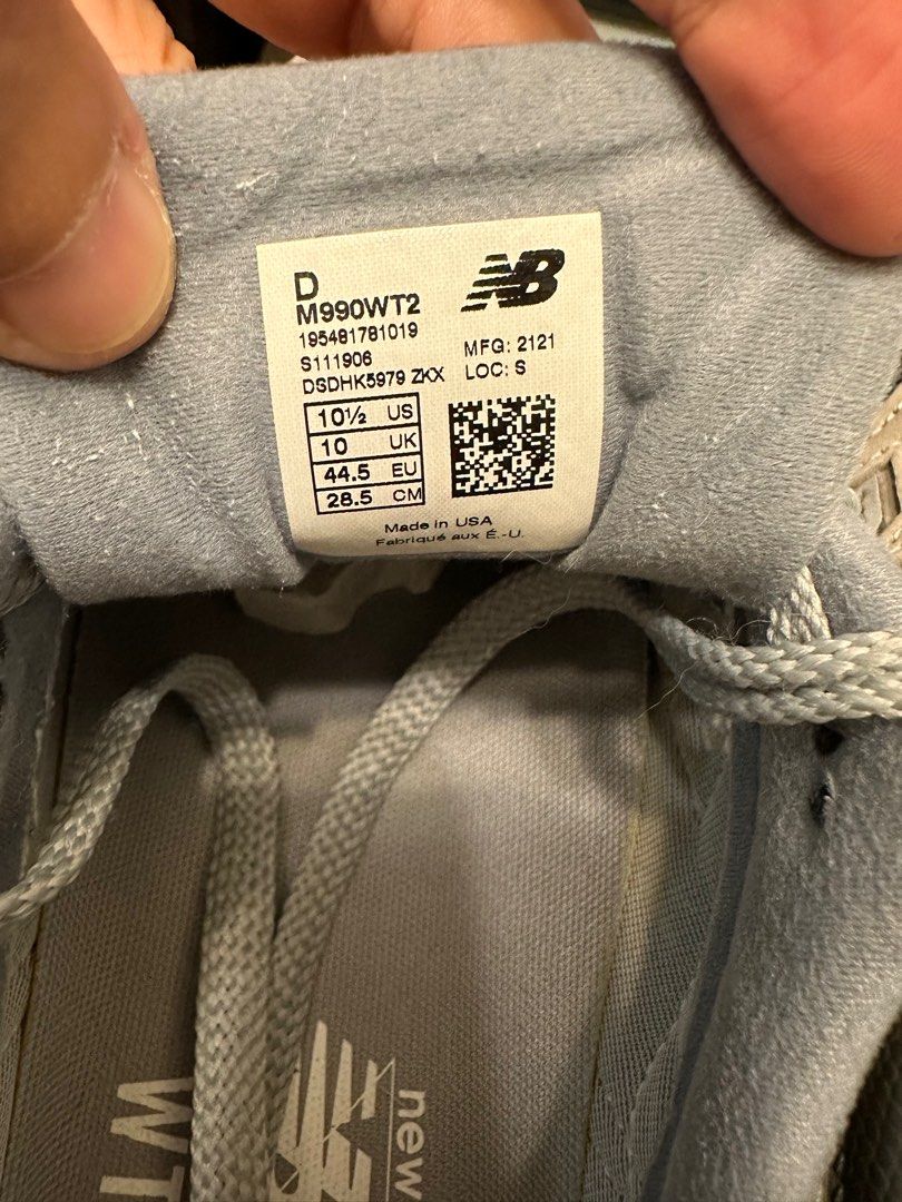 Wraps X New Balance 990 V2, 男裝, 鞋, 波鞋- Carousell