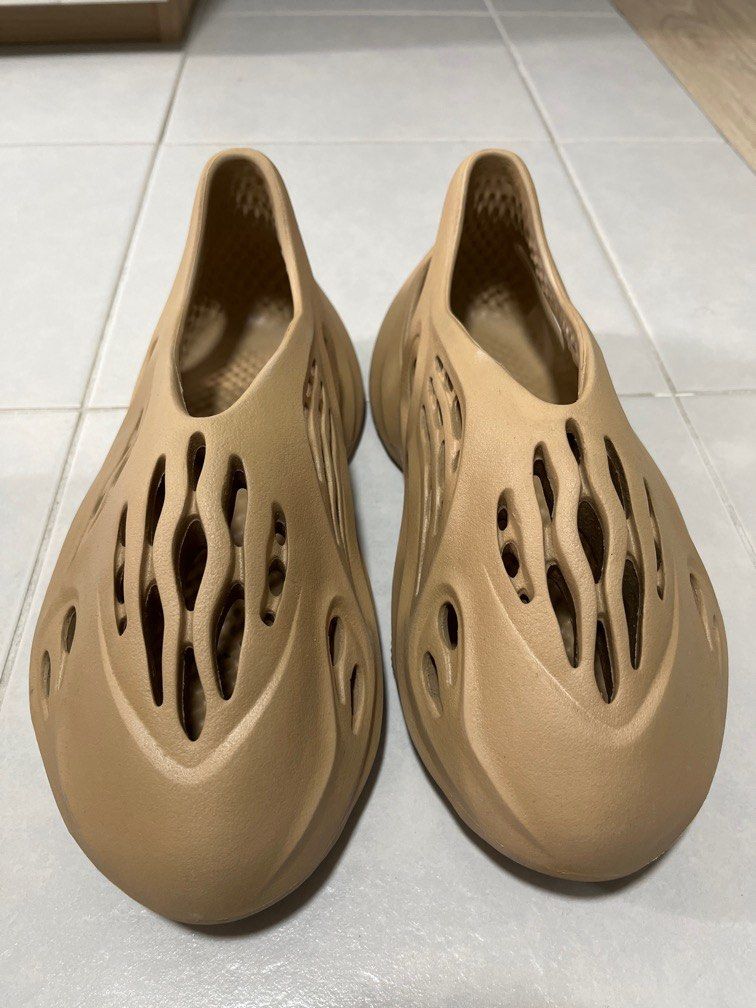 authentic foam runners