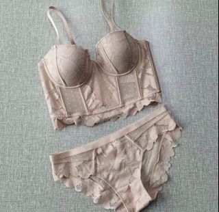 (Category: ) located in . Submitted by triftbyangel (Listing ID 1255570930, Image 1). Description: .
