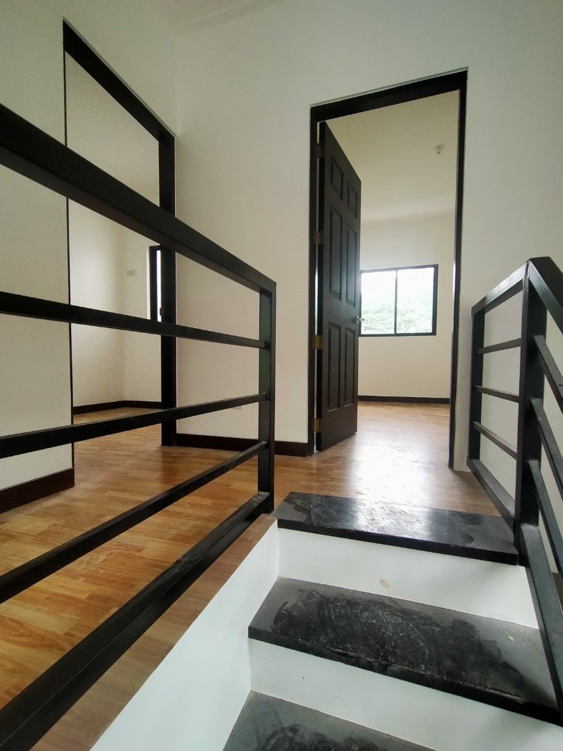 3 Bedrooms house accessible to Sumulong highway and Marcos Highway