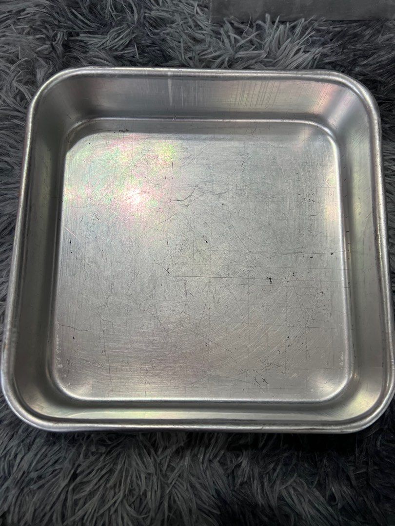8" square pan (Category: Bakeware) located in Bulacan. Submitted by reloveandrepeat (Listing ID 1255511918, Image 1). Description: .