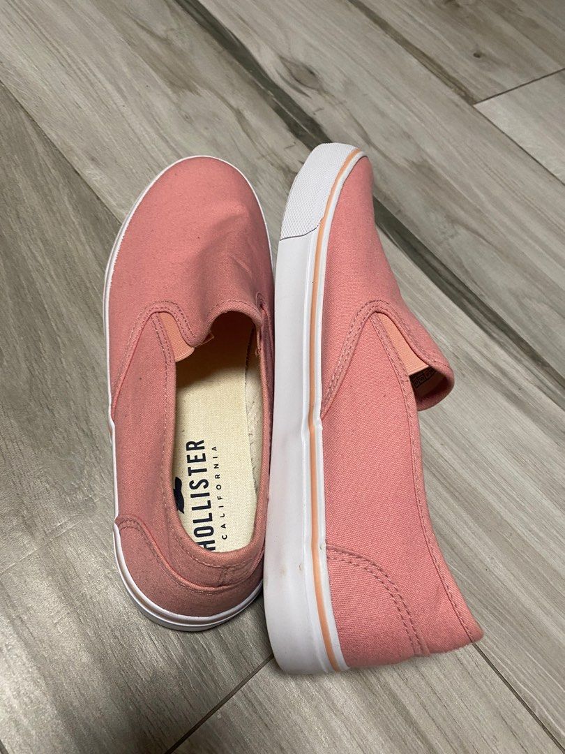 Hollister shop slip ons