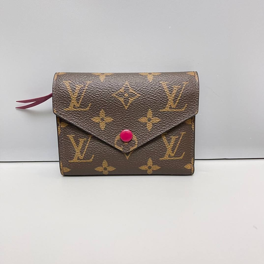 louis vuitton wallet, Luxury, Bags & Wallets on Carousell