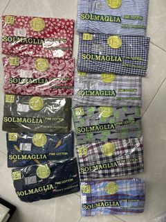 （分類：）位於 。 由 buyfromhere____ 提交（商品編號 1255487878，圖片 1）。簡介： 。