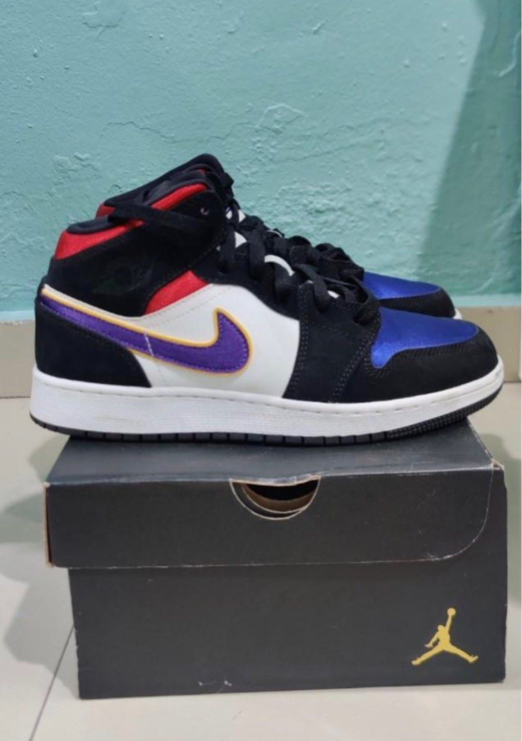 Jordan 1 mid rivals hot sale