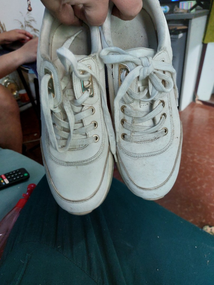 Aldo White shoes, Women's Fashion, Footwear, Sneakers on Carousell