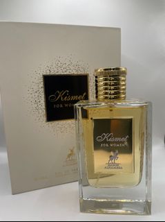 由 perfume_makeup (刊登 ID 1255451976，圖片 1) 提交，位於 的 (類別：)，說明：。