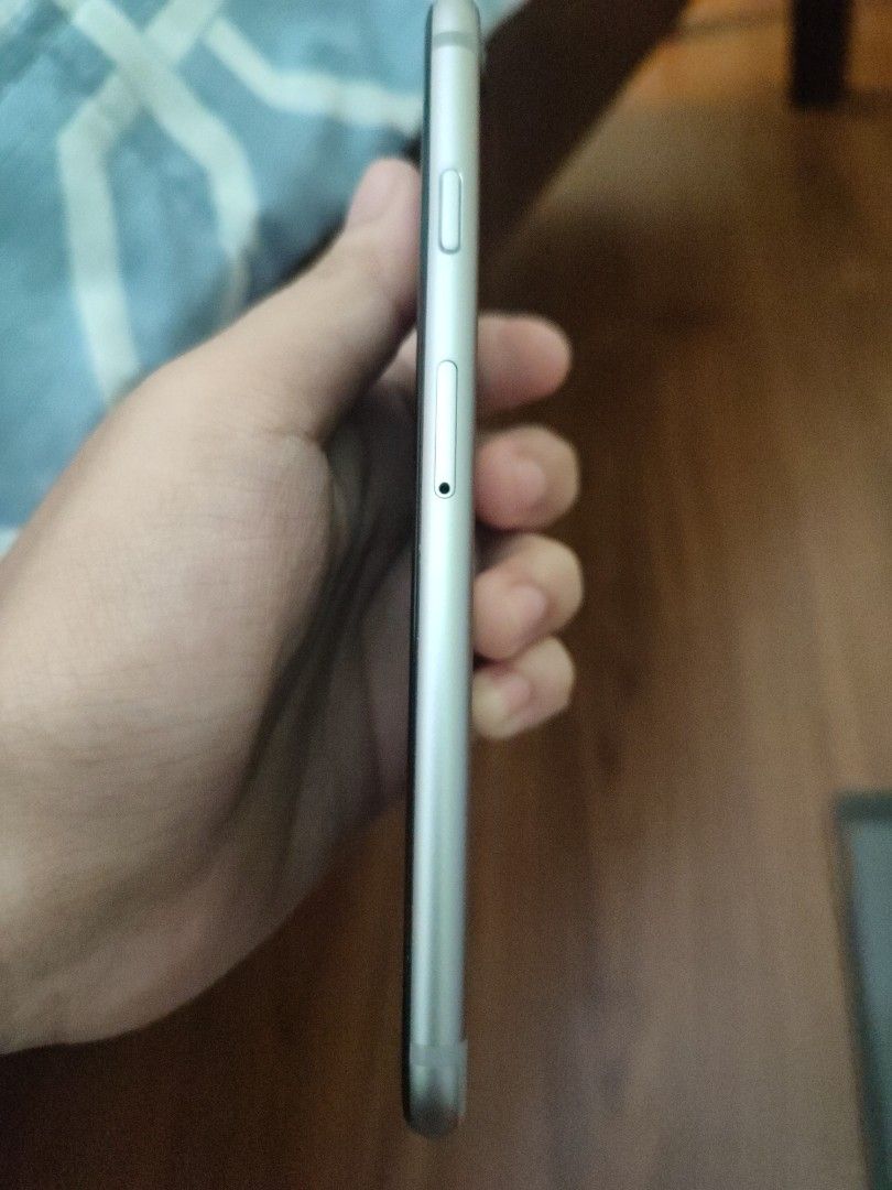 iPhone 6 With FREE iPad Mini 1st Gen (Category: iPhone 6 Series) located in Antipolo. Submitted by lanetatum (Listing ID 1255432610, Image 3). Description: Both have a few hairline scratches. As Is. Details of the phone and ipad are in the photos iPhone 6 - Batt health 80% issue: iPhone 6 screen has an issue (see photos). LCD is the only issue ipad: ios 9.3.5, cant download apps anymore inclusions: 3 ipad cases 10+ iphone 6 cases MOP: Gcash or ca