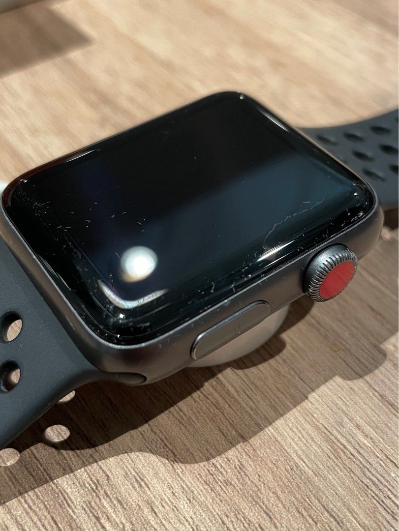 Apple Watch Series 3 Nike GPS Cellular 42mm