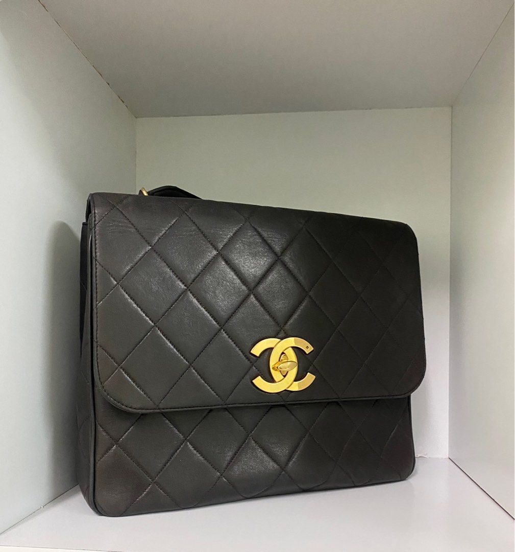 Vintage CHANEL Quilted Lambskin Leather Black Flap Mini Waist Belt Bag  Authentic, Luxury, Bags & Wallets on Carousell
