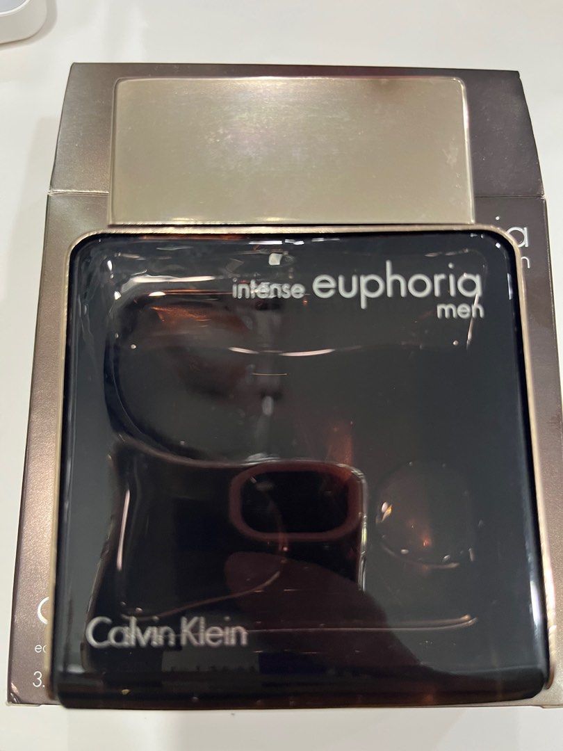 Euphoria online intense men