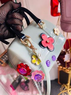 (Category: ) located in . Submitted by lovebags.ph (Listing ID 1255562198, Image 1). Description: .
