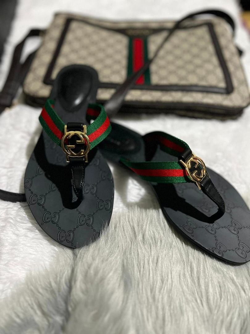 Gucci gg logo sandal deals