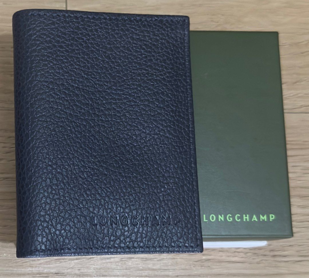 Authentic Longchamp Le Foulonne card holder Men s Fashion Watches Accessories Wallets Card Holders on Carousell