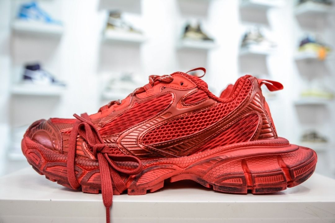 BALENCIAGA 3XL Sneakers
