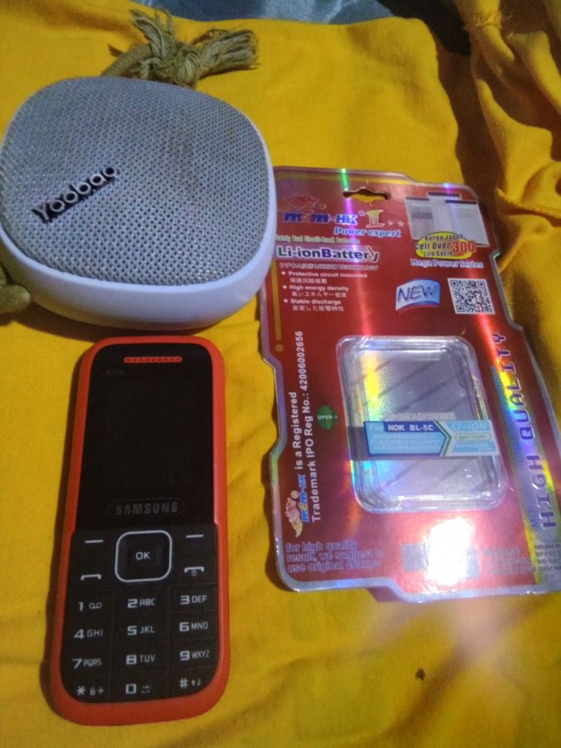 Basic phone& speaker, Mobile Phones & Gadgets, Mobile Phones, Early ...