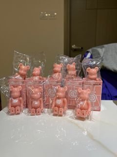 （分類：）位於 。 由 ashldoodoo 提交（商品編號 1255473336，圖片 1）。簡介： 。