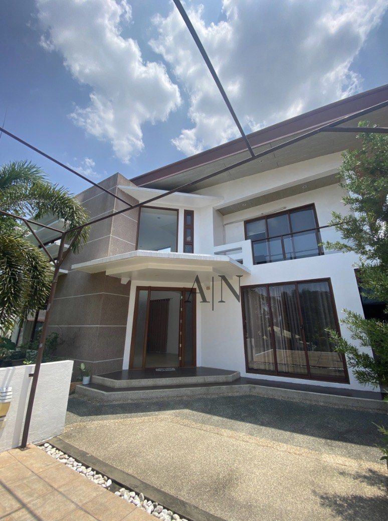 Big House for Rent along Congressional Avenue Quezon City, Property