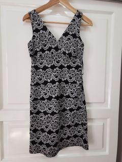 Black white lacey mididress