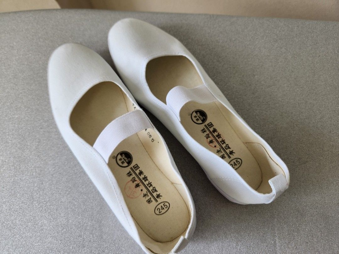 Girls flat hotsell school shoes