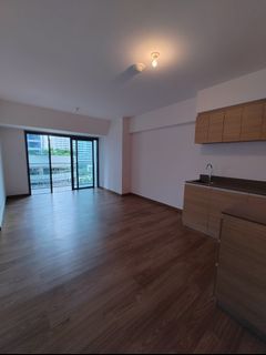 Brand new 2 Bedroom, turnover condition unit for Sale in The Rise