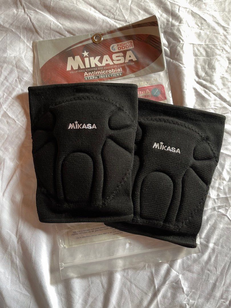 Brand New Mikasa Kneepads (Category: Other Sports Equipment and Supplies) located in Orani. Submitted by olshop2 (Listing ID 1255442365, Image 1). Description: BRAND NEW MIKASA KNEEPADS .