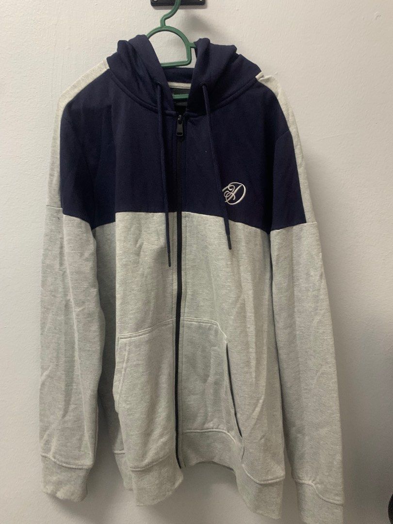 Brands outlet hoodie store