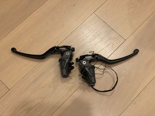 （分類：）位於 。 由 hkea22 提交（商品編號 1255564198，圖片 1）。簡介： 。