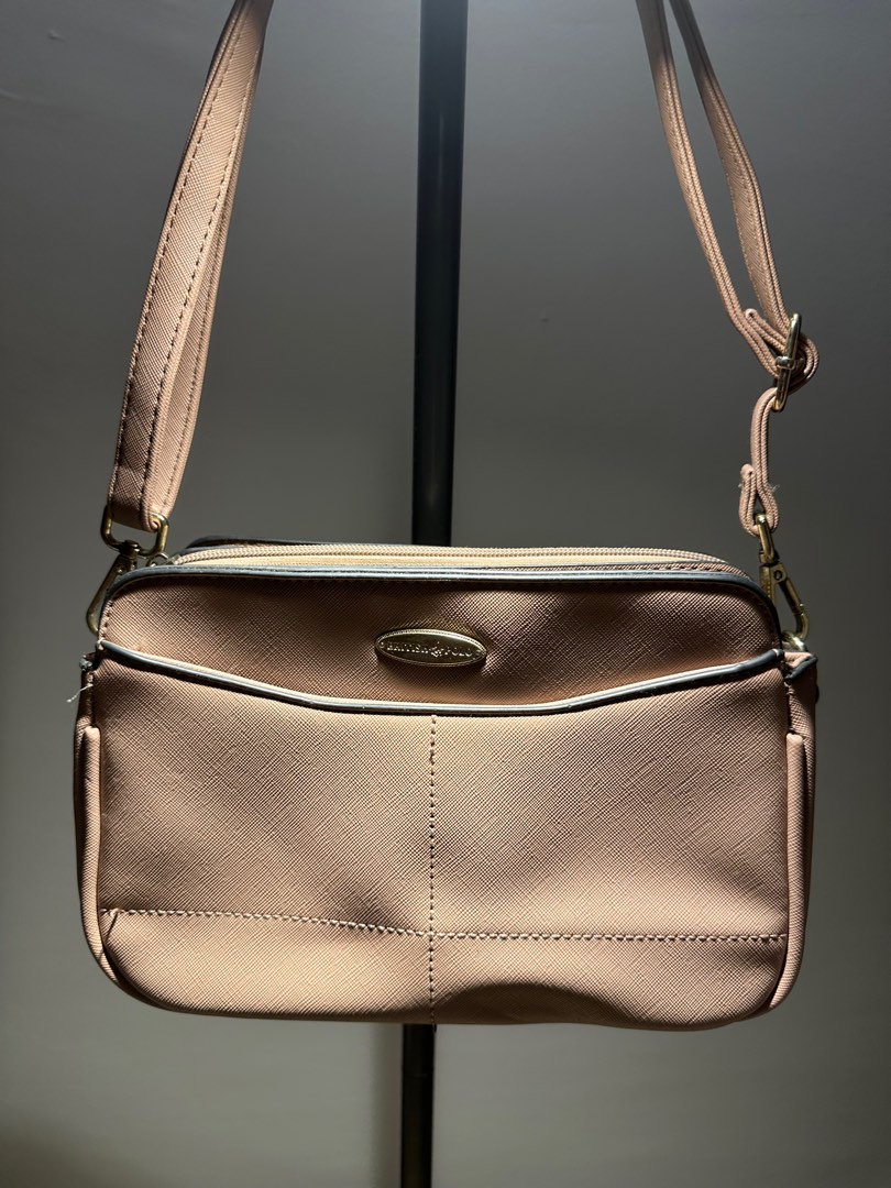 British Polo Handbag, Women's Fashion, Bags & Wallets, Shoulder Bags on  Carousell