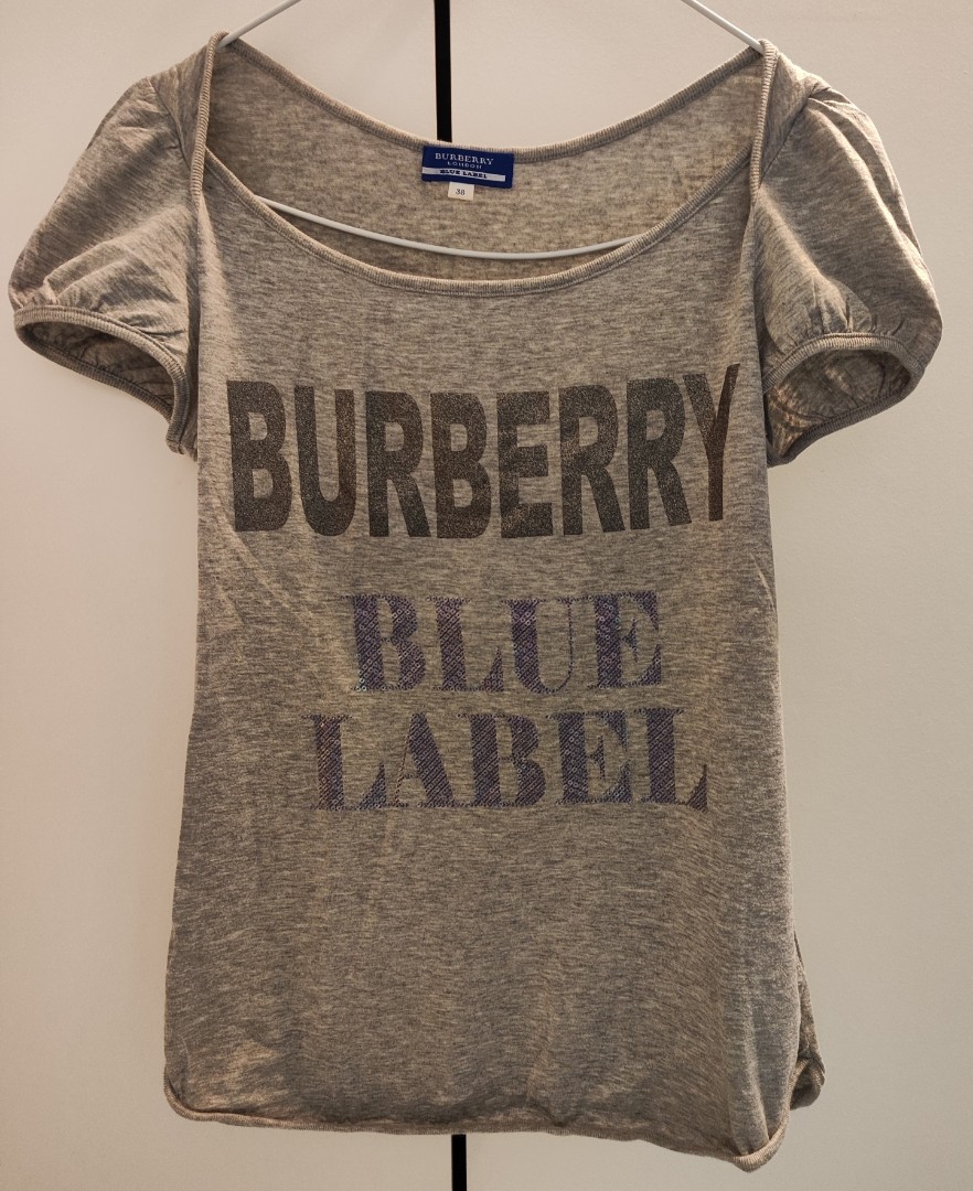 Burberry blue label light grey T-shirt 淺灰淺灰, 女裝, 上衣, T