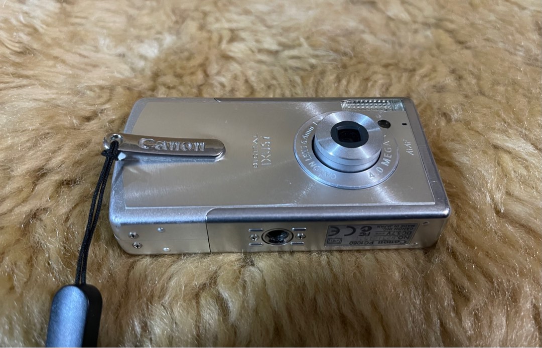 Pc1060 Color Canon IXUS i PC1060 Ultra Compact Rare Digital, Photography, Cameras on ...