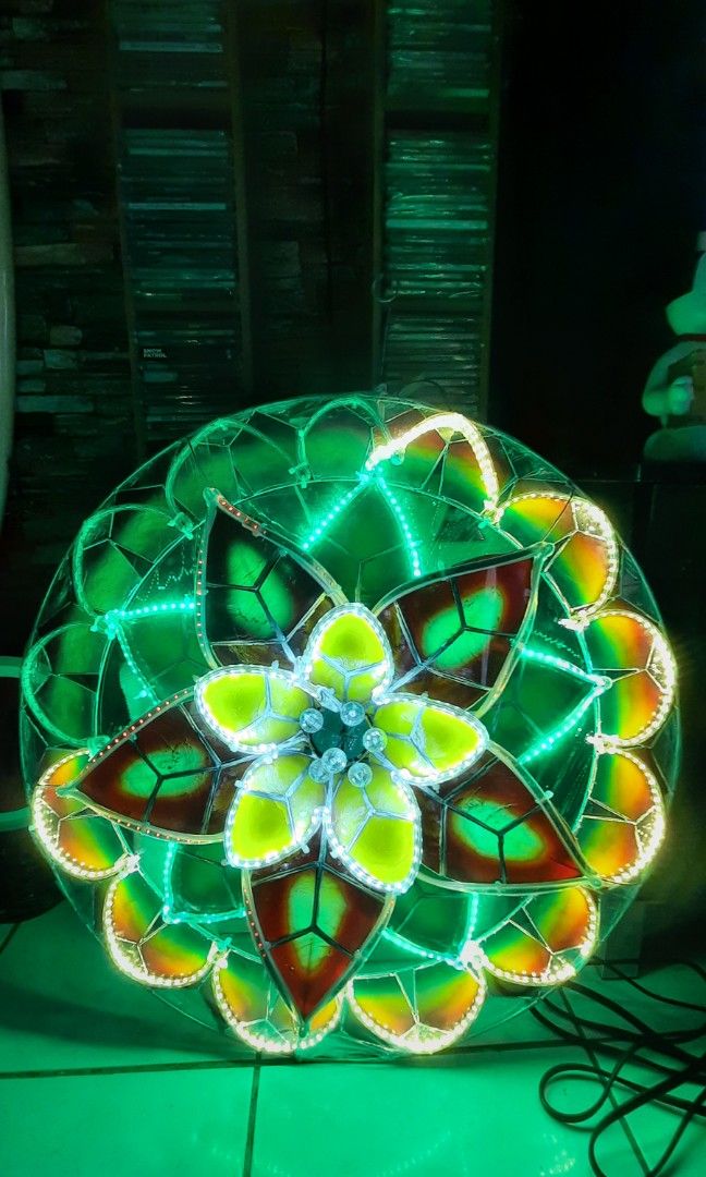 Parol Lantern Capiz (Category: Lighting) located in Pasig City. Submitted by JMToysandCollectibles (Listing ID 1255401679, Image 3). Description: Capiz Parol 24" Inches PHP3,500 last year lang nabili Excellent Working Condition NO Issue Delivery via Lalamove MOP: Gcash/ BPI/ BDO PM us for video demo.