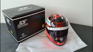 (Category: ) located in . Submitted by f1model-cars-helmets (Listing ID 1255521566, Image 1). Description: .
