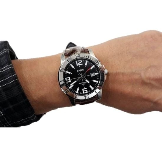 Casio dive style deals stainless steel men's watch