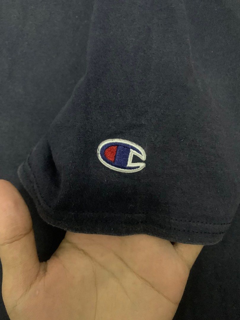 Champion Tshirt (Category: Tshirts & Polo Shirts) located in Shah Alam. Submitted by ahmdnbll (Listing ID 1255568322, Image 3). Description: Thrifted item Washed blue colour n a bit faded.