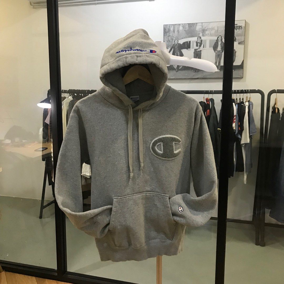 Champion sweater big logo usa discount