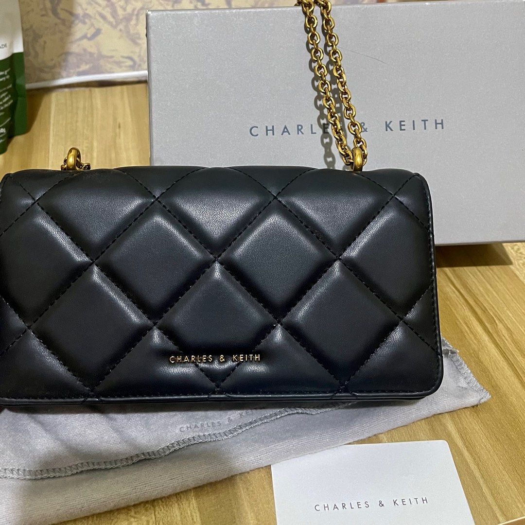 Charles & Keith Paffuto Chain Handle Quilted Long Wallet Black