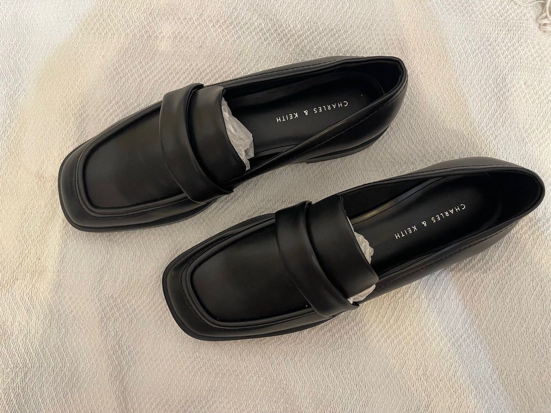 Charles and Keith Leather Loafers, Women's Fashion, Footwear, Loafers on Carousell